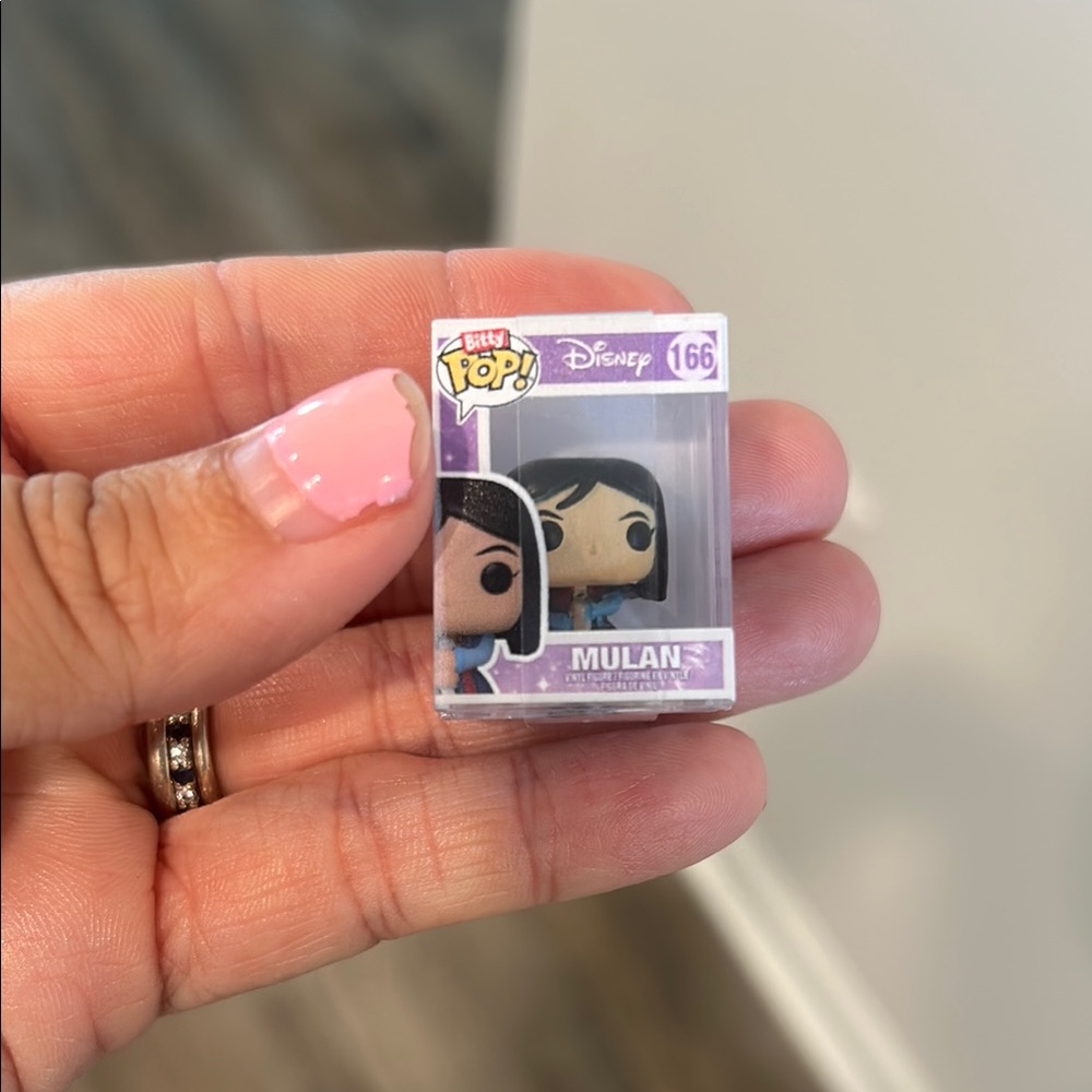 Funko Pop! Disney Mulan Mini Figure - Purple and Black